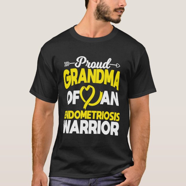 Camiseta Proud Grandma Of An Endometriosis Warrior Survivor (Frente)