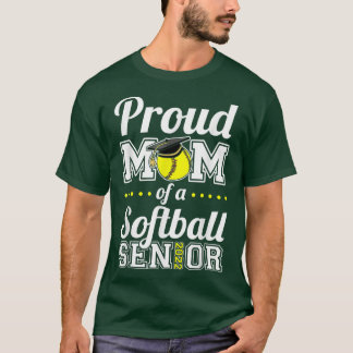 Camiseta Proud Mom Of A Softball Senior 2022