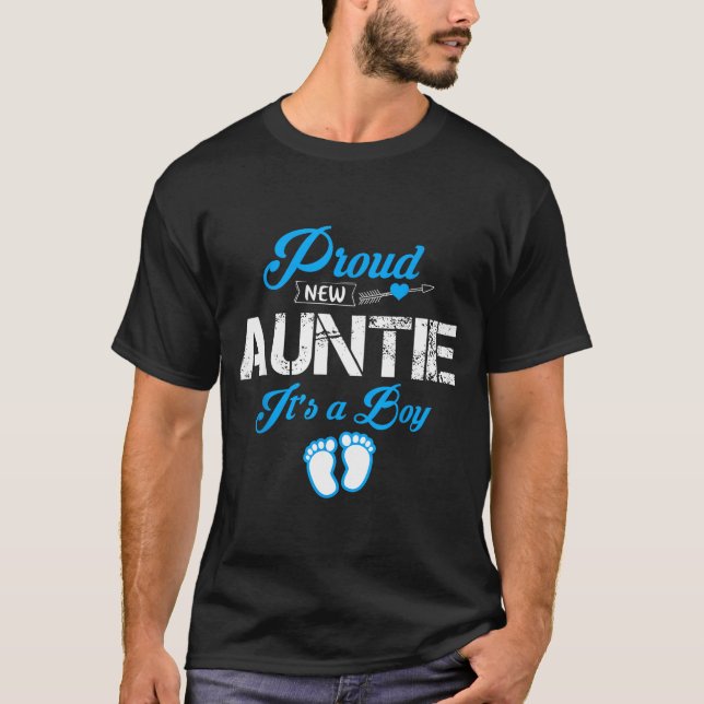 Camiseta Proud New Auntie It's A Boy Gender Reveal Funny Fa (Frente)