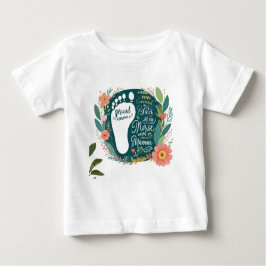 Camiseta Proud Nurse Mama – Floral Baby Footprint Design