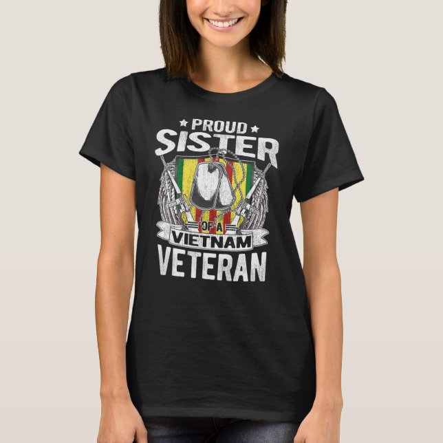 Camiseta  Proud Sister Of A Vietnam Veteran - Military (Frente)