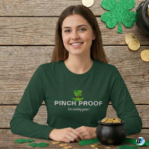 Camiseta Prova de Pinchada Divertida Estou Usando Verde St.