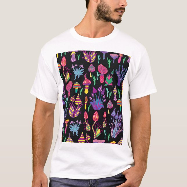 Camiseta Psicodélicos Cogumelos Arco-Íris Padrão (Frente)