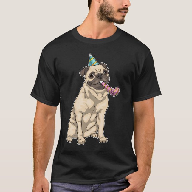 Camiseta Pug Birthday Horn Party hat (Frente)