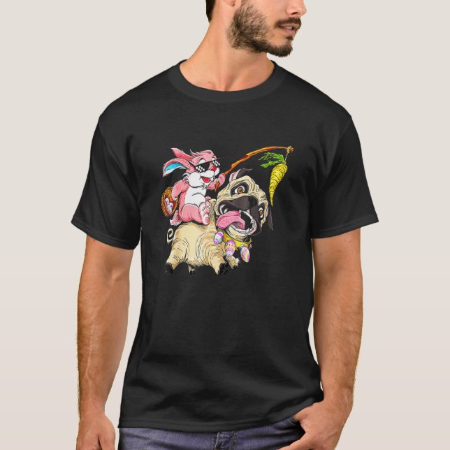 Camiseta Pug Coelho de Páscoa Cesta de Ovos (Frente)