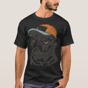 Camiseta Pug com um boné de camionista