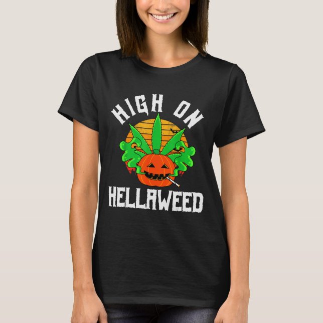 Camiseta Pumpkin Smoking Weed Costume Retro Funny Halloween (Frente)