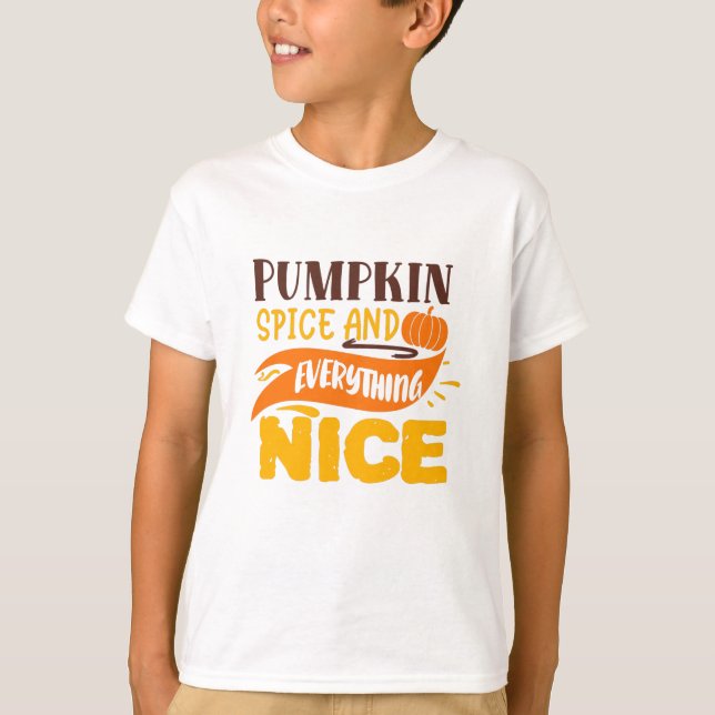 Camiseta Pumpkin Spice E Tudo O Que É Boa Cotação De Outono (Frente)