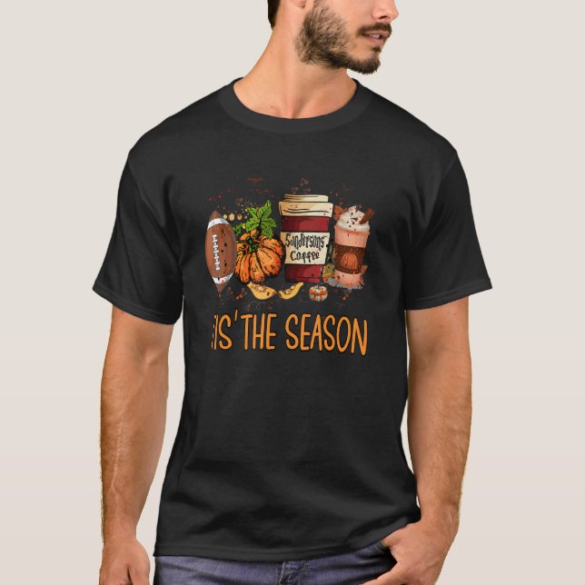 Camiseta Pumpkin Spice Football Tis The Season Fall Thanksg (Frente)