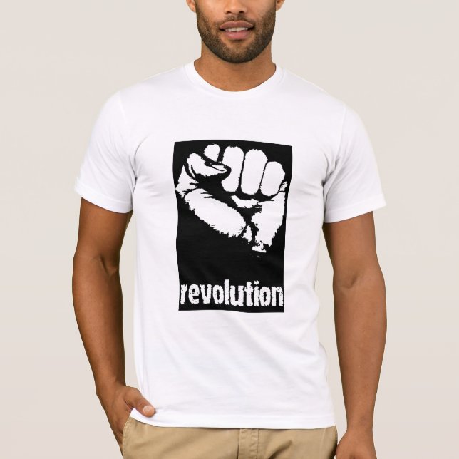 Camiseta Punho de Revoltuion (Frente)
