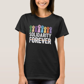 Camiseta Punhos Levantados Coloridos Com Mensagem de Solida