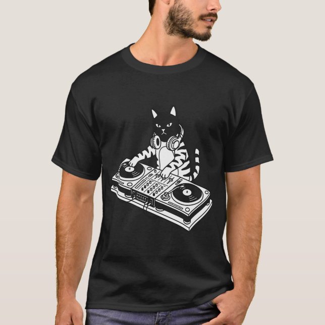 Camiseta Punk de Gato Tocando DJ Turntable (Frente)