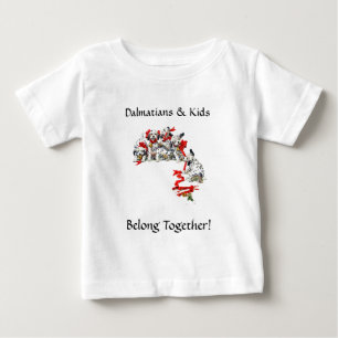 Camiseta Pups de Dalmatin Feriados com Fita Vermelha