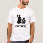 Camiseta pwned<br><div class="desc">Diga ao noivo novo que obteve pwned!  Um presente engraçado do despedida de solteiro para o gamer.</div>