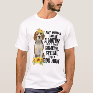 Camiseta Qualquer Mulher Pode Ser Mãe Para Ser Uma Beagle M