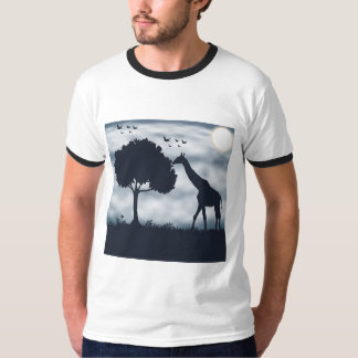 Camiseta Quando a Lua sussurra para a Girafa