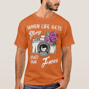 Camiseta Quando A Vida Ficar Enevoada Ajuste Seu Foco Engra