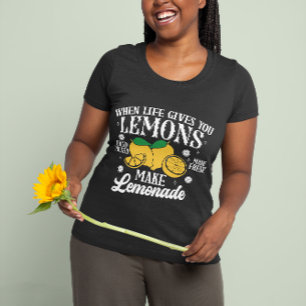 Camiseta Quando a Vida Lhe Dá Limões Mão