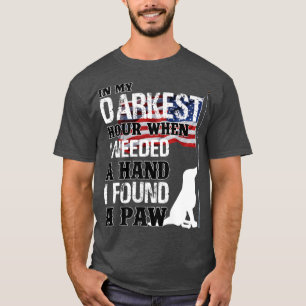 Camiseta Quando Precisava De Uma Mão Encontrei Um Prêmio De