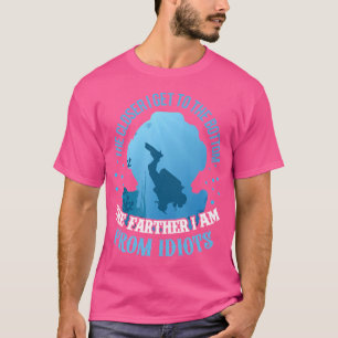Camiseta Quanto Mais Perto Eu Chego Para Baixo Mais Longe E