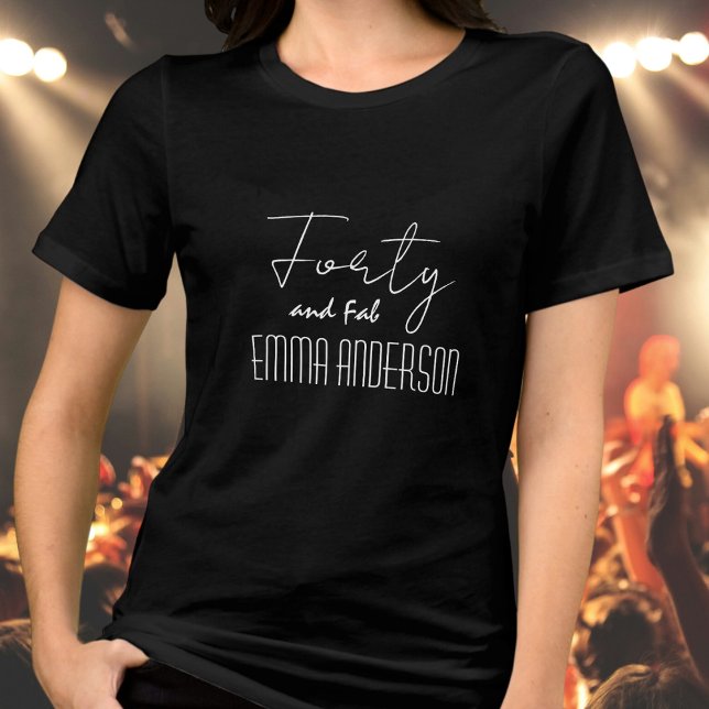 Camiseta Quarenta e quatro nomes de texto Fab Preto Moderno (Criador carregado)