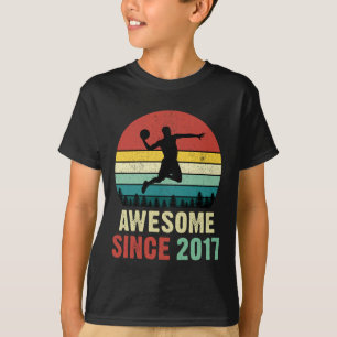 Camiseta Quarto Aniversário No Basquete Amam Desde 2017