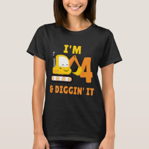 Camiseta Quarto Aniversário, tenho 4 anos e vou cavar a fes