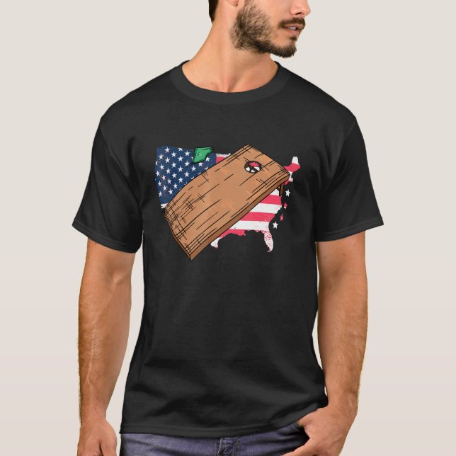 Camiseta Quarto De Julho Cornhole Conselho American Flag Be (Frente)
