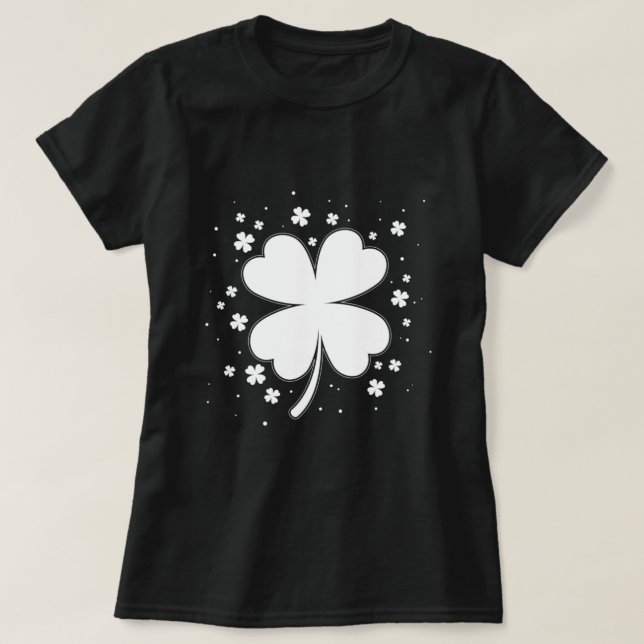 Camiseta Quatro Folhas Vintage Saint Patrick Day Presente (Frente do Design)
