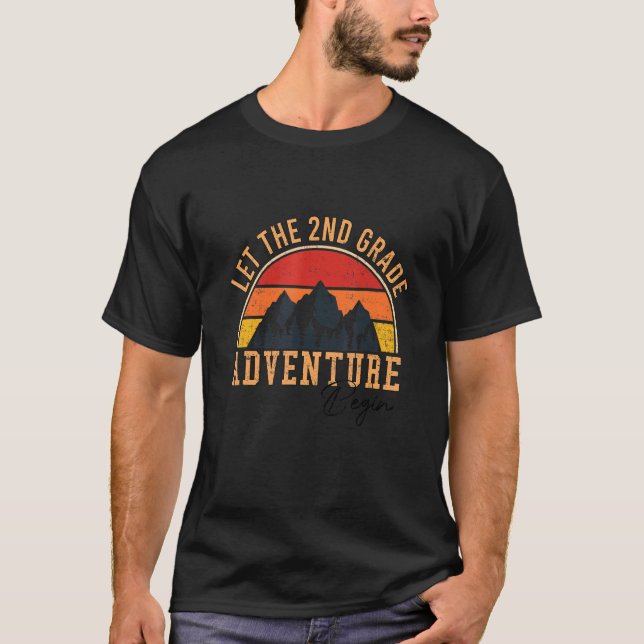 Camiseta Que a Aventura de segundo comece no segundo grau (Frente)