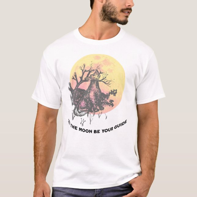 Camiseta Que A Lua Seja Seu Guia, Lobo na Lua, Russo (Frente)
