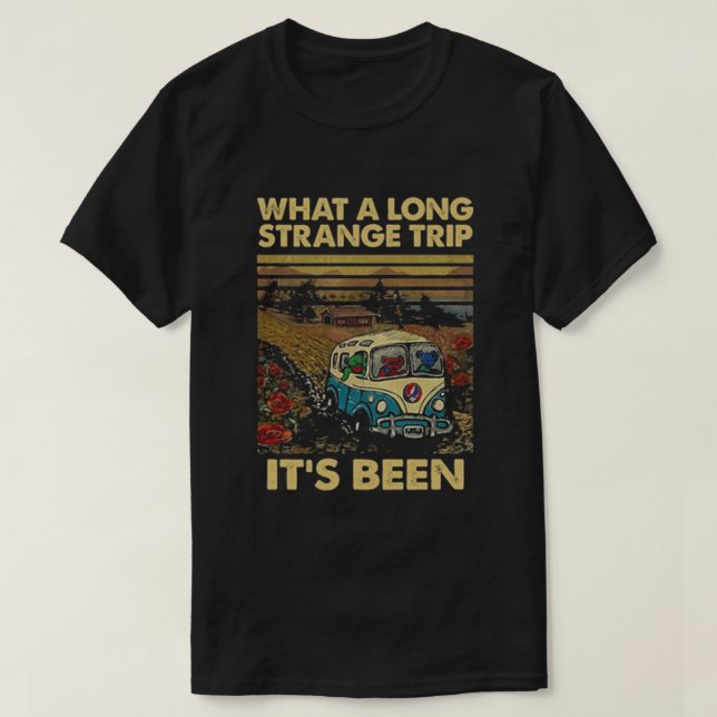 Camiseta Que longa viagem estranha (Frente do Design)