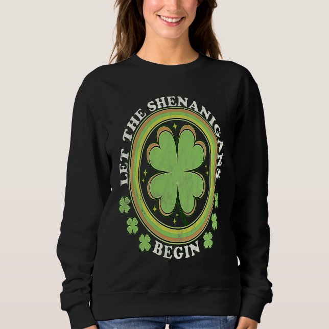 Camiseta Que os shenanigans comecem com shamrocks para a Ru (Frente)