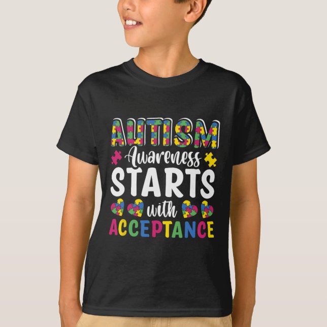 Camiseta Quebra-cabeça Conscientização do Autismo Aceitar E (Frente)
