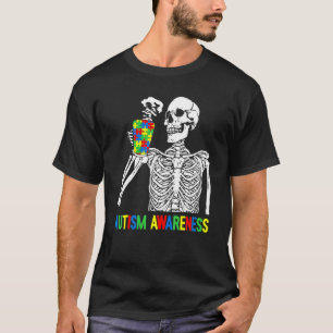 Camiseta Quebra-cabeça de Esqueleto Bebendo Café Conscienti