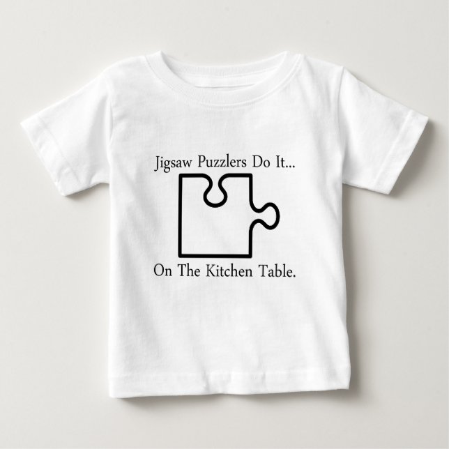 Camiseta Quebra-cabeças Fazem Isso... Na Mesa da Cozinha (Frente)