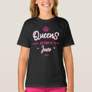 Camiseta Queens are born dentro june