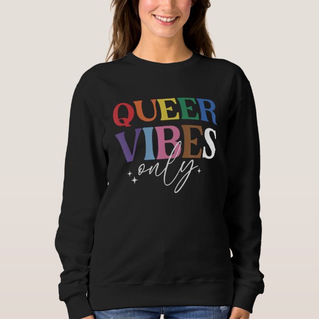 Camiseta Queer Vibes Only LGBT Flag Pride Month Transgender (Frente)