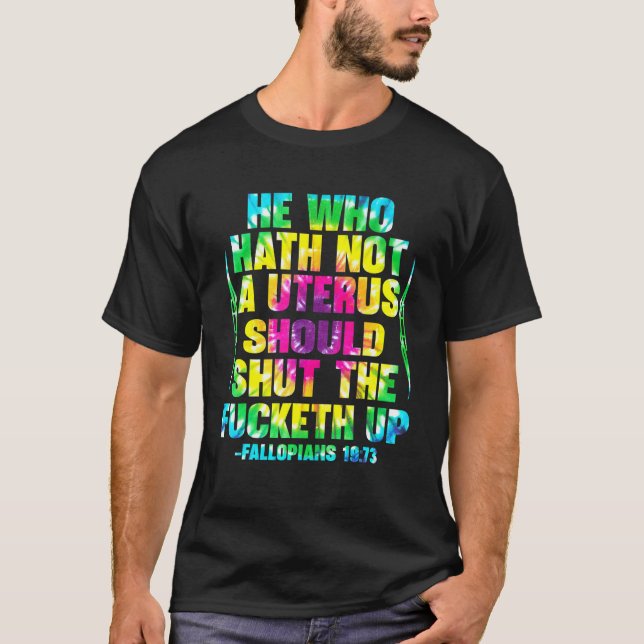 Camiseta Quem Hath No Uterus Fecha O Fcketh (Frente)