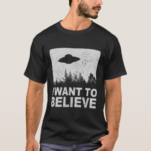 Camiseta Quero Acreditar Que Aliens Na Área 51 Roswell