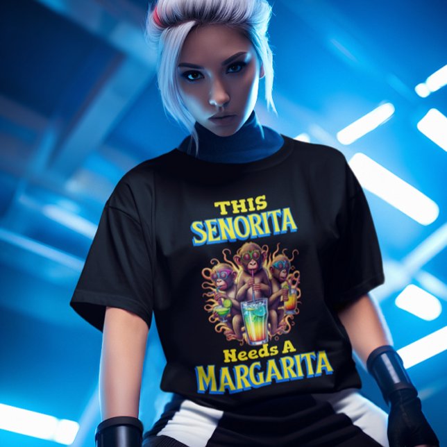 Camiseta Quirky Monkey Senorita precisa de uma margarita (Criador carregado)