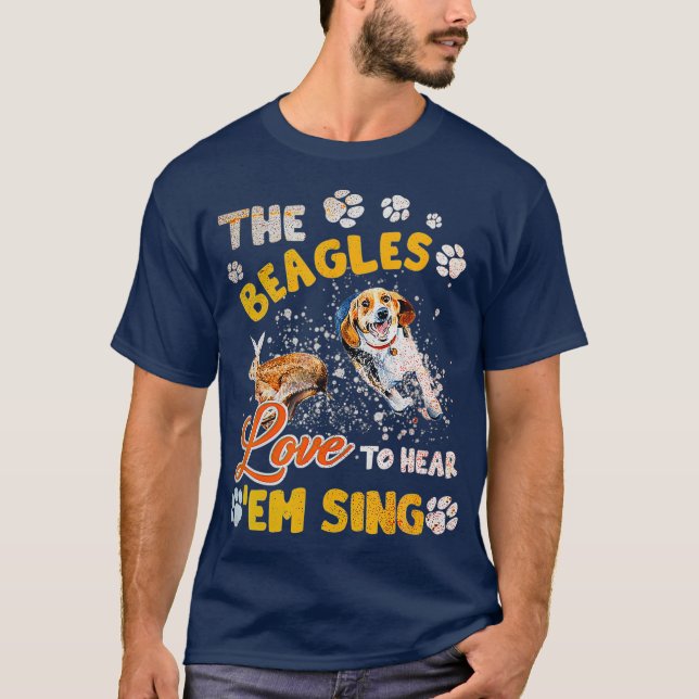 Camiseta Rabbit Hunting The Beagles Love To Hear Em Sing (Frente)