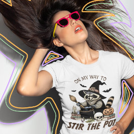 Camiseta Raccoon Stir o Pote Feral Halloween