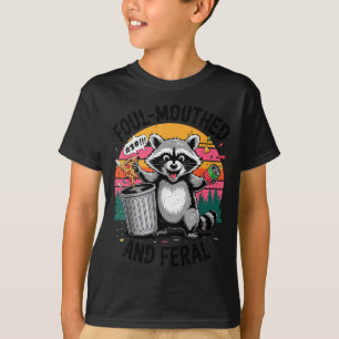 Camiseta Racoon Retrô Divertido Antigo Mal-Falado e Feral
