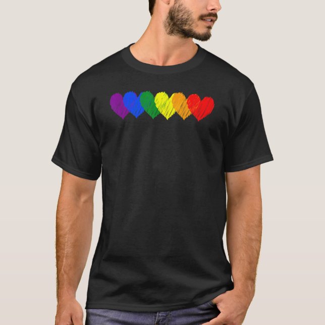 Camiseta Rainbow Flag Hearts Love Lgbt Gay Lesbian Bi Trans (Frente)