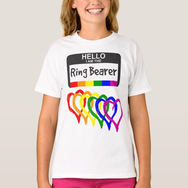 Camiseta Rainbow Flag Hearts Ring Bearer Name Crachá Weddin (Frente)