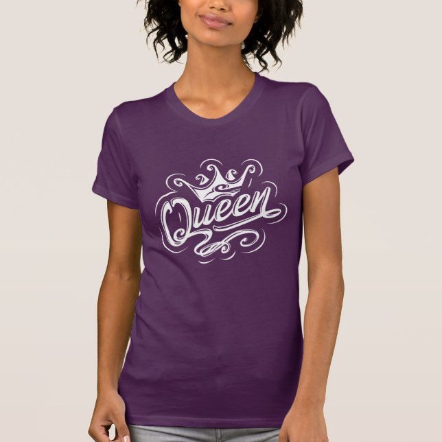 Camiseta Rainha com coroa, Design de tipografia (Frente)