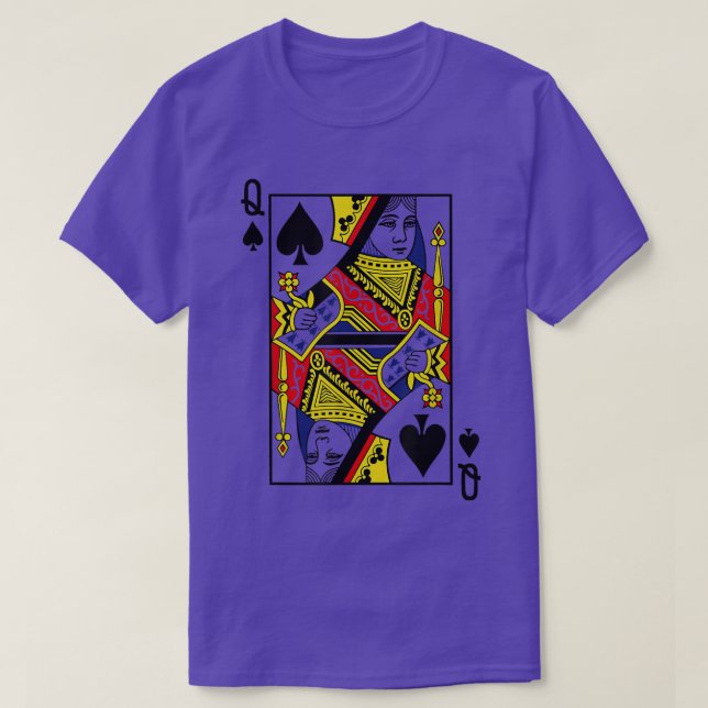 Camiseta Rainha de Espadas com Traje de Feira de Halloween (Frente do Design)