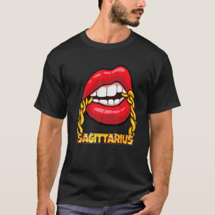 Camiseta Rainha Negra Aniversário Lábios Vermelhos Corren