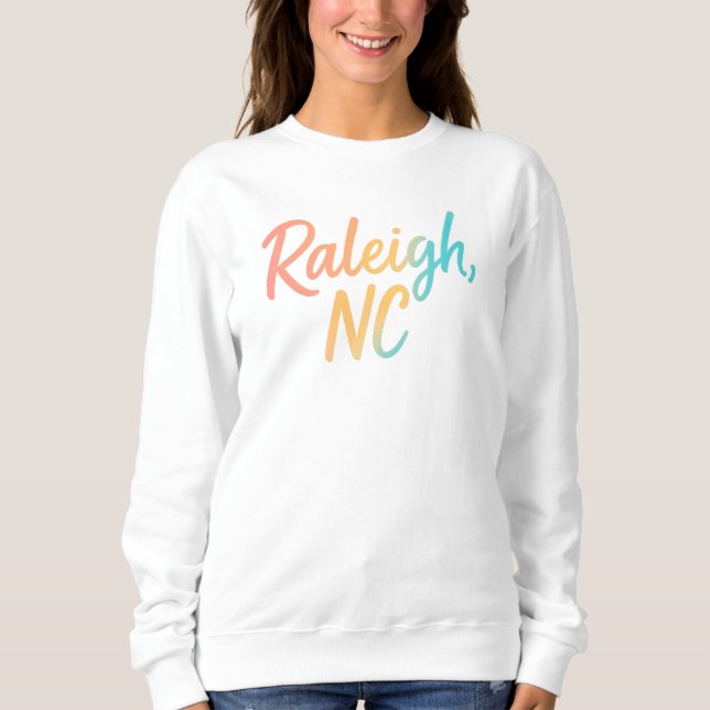 Camiseta Raleigh NC Neon Script Design - Gradiente Retroati (Frente)